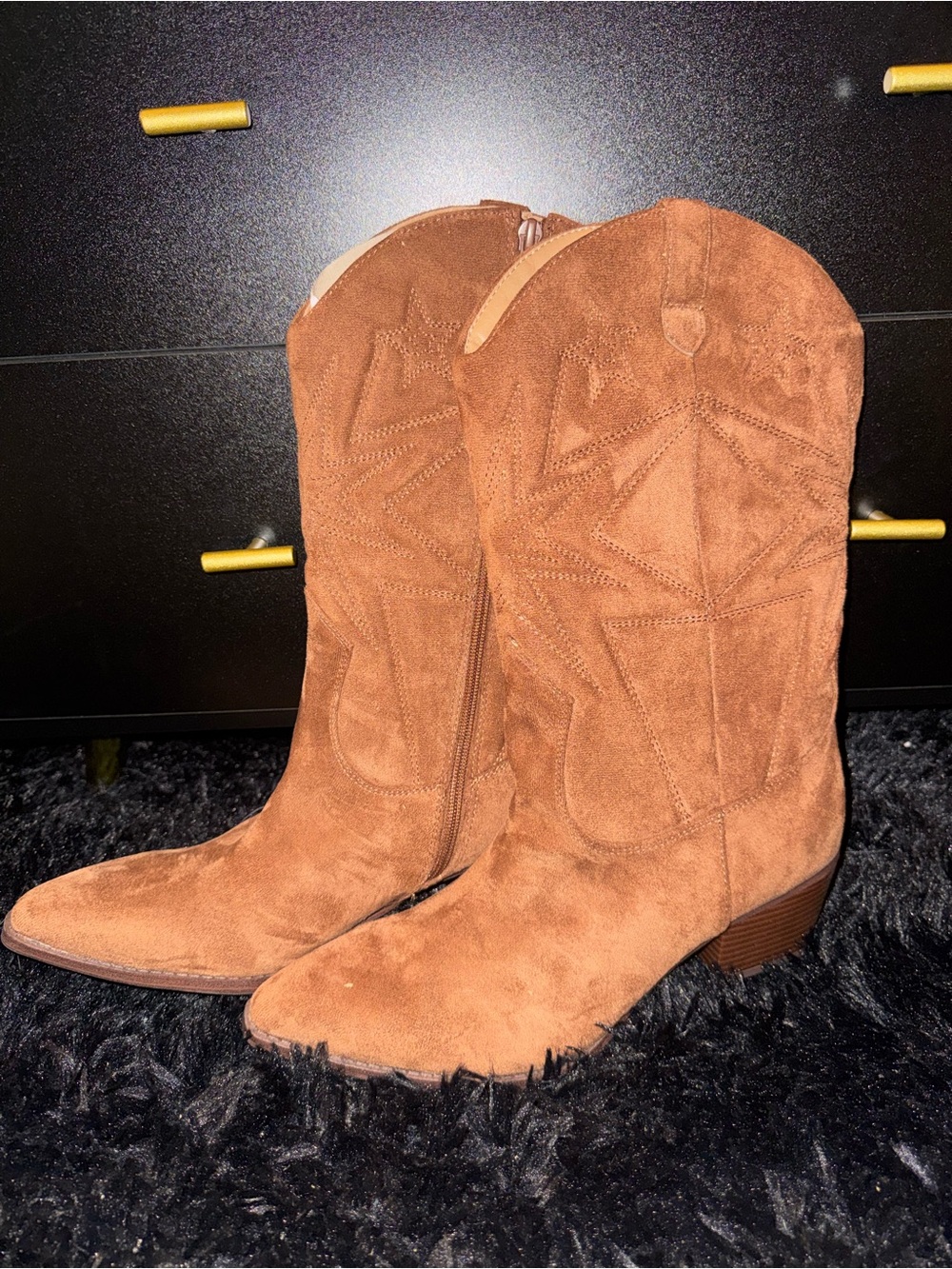 Time and Tru Tan Suede Lace-Up Western Boots